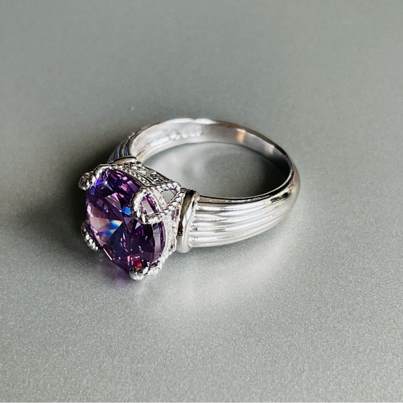 Lavender Cubic Zirconia Purple CZ Large Solitaire Cocktail Sterling Silv… - Picture 5 of 10